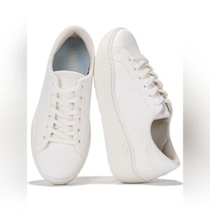 Project Cloud “Bossy” White Sneakers | Size 10 | NIB + FREE No-Show Socks
